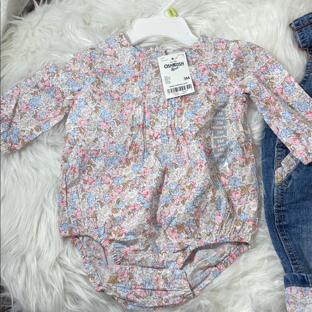 OshKosh B'gosh Floral and Blue 2 piece Overall set for Baby - Picture 4 of 8